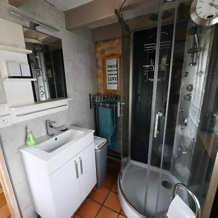 Aux Portes Du Chateau Intimiste Et Cosy A L'abri Des Regards Propice A La Detente Σπίτι διακοπών