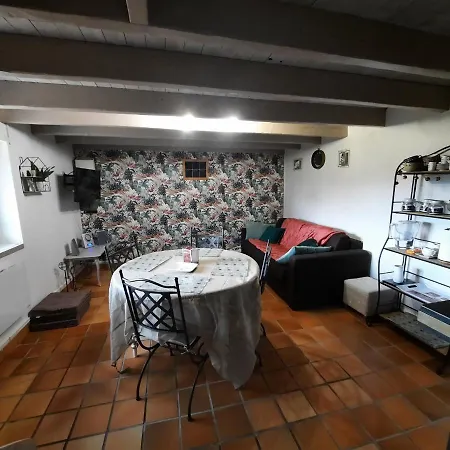 Aux Portes Du Chateau Intimiste Et Cosy A L'abri Des Regards Propice A La Detente Vakantiehuis Rinxent