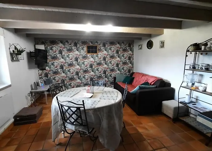 Aux Portes Du Chateau Intimiste Et Cosy A L'abri Des Regards Propice A La Detente Holiday home Rinxent